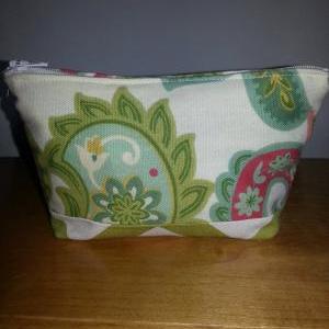 Small Green Paisley Make-up Pouch